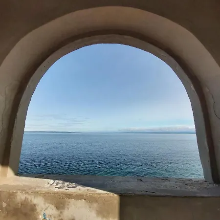 别墅 Veli Dvor 内里吉恩