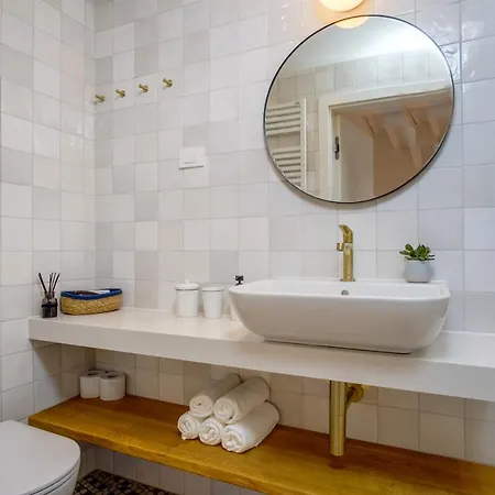 Villa Veli Dvor Nerezine