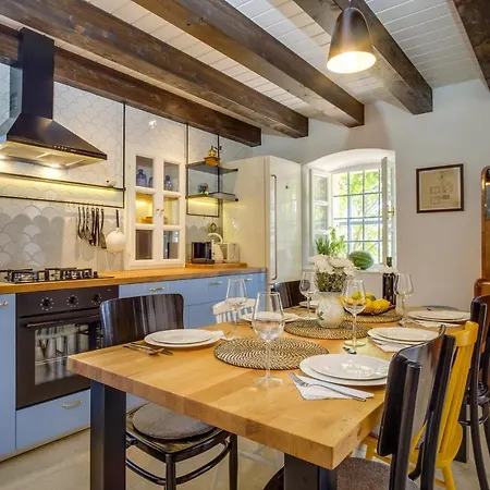 Villa Veli Dvor Nerezine